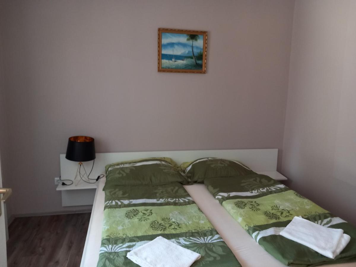 バラトンレッレHanna Apartmanアパートメント エクステリア 写真