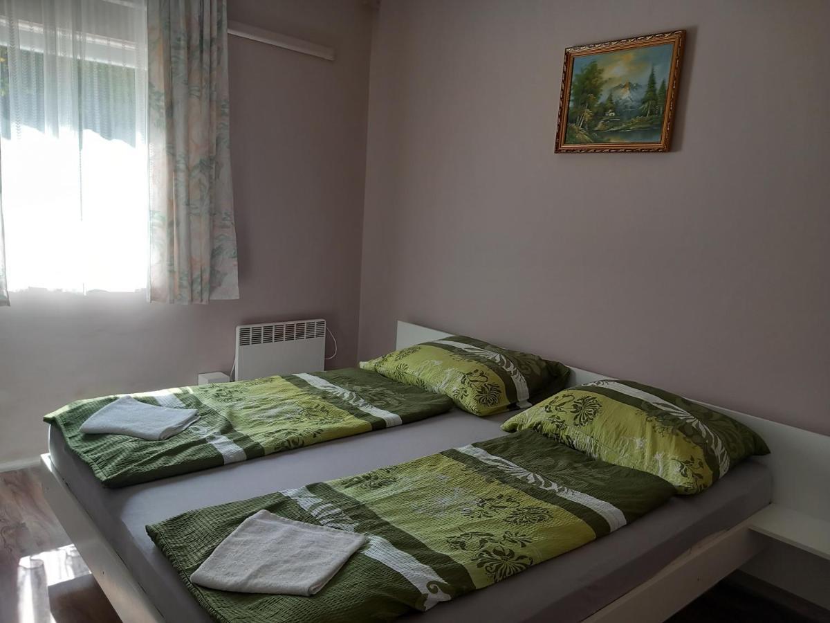 バラトンレッレHanna Apartmanアパートメント エクステリア 写真