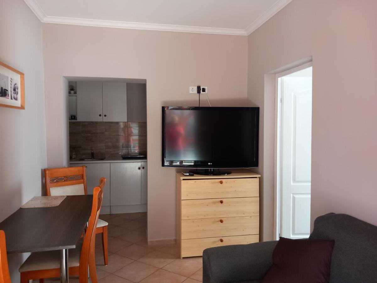 バラトンレッレHanna Apartmanアパートメント エクステリア 写真